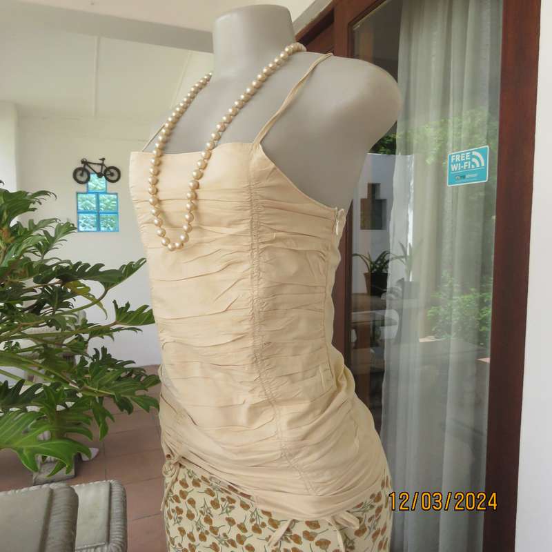 Beautiful rich cream strappy top in polycotton. Gathered front. Cross over back,Size 32.By SAMA JEE