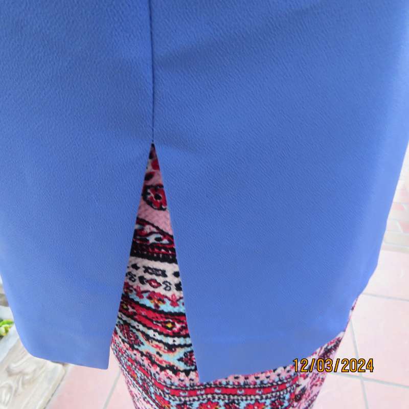Boutique made cobalt blue 100% polyester button down top-jacket.Button down.Size 42. As new.