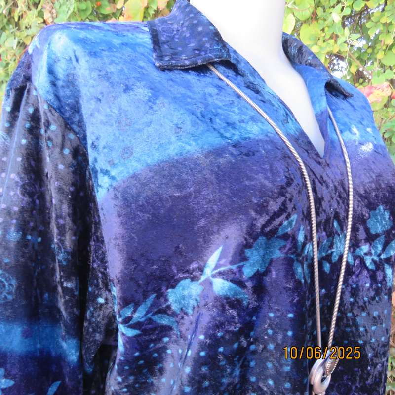 WOOLWORTHS velour slip over top in medley of blues. Size 42.