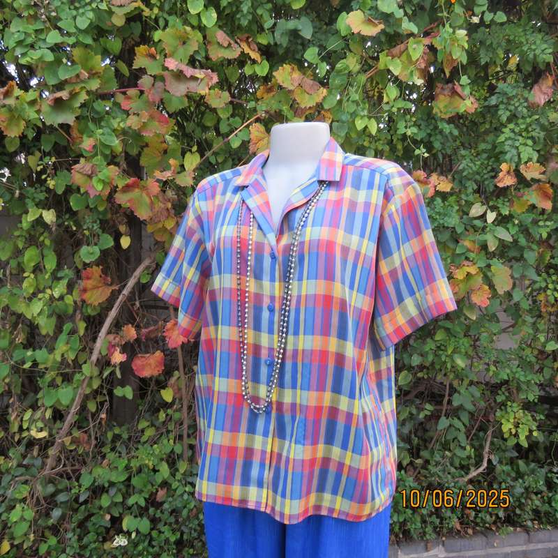 WOOLWORTHS casual polycotton blue-crimson-yellow check short sleeve shirt size 40