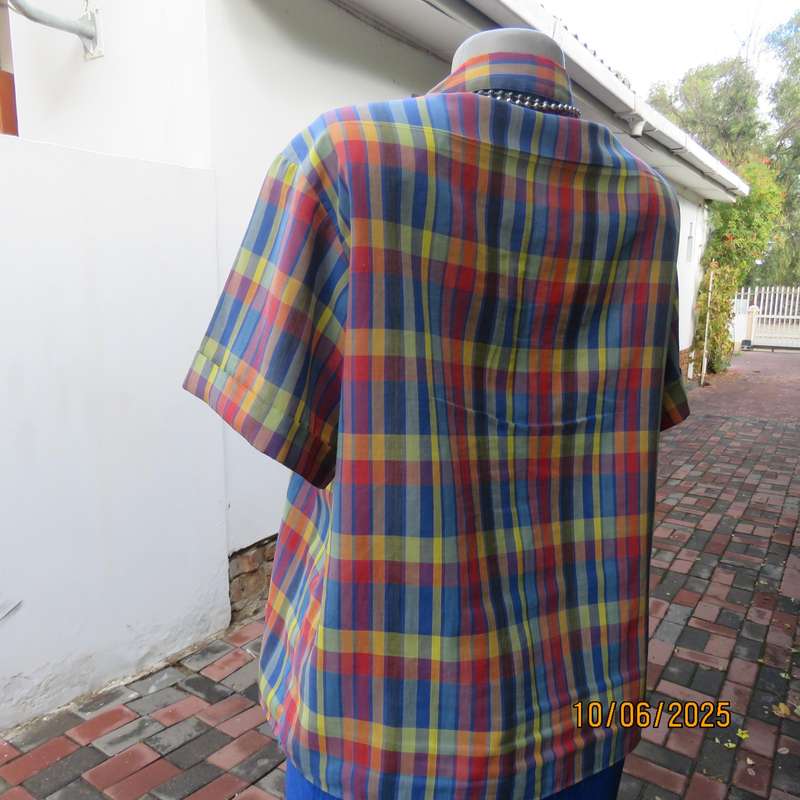 WOOLWORTHS casual polycotton blue-crimson-yellow check short sleeve shirt size 40