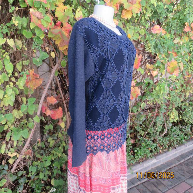 Navy acrylic knit long sleeve pullover cardi with crochet-diamond shape patterns on front. Size 40