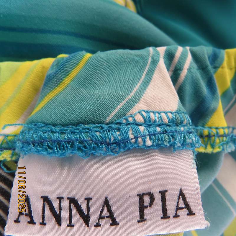 ANNA PIA diagonal striped colourful maxi skirt size 48-24. Elasticated waist.