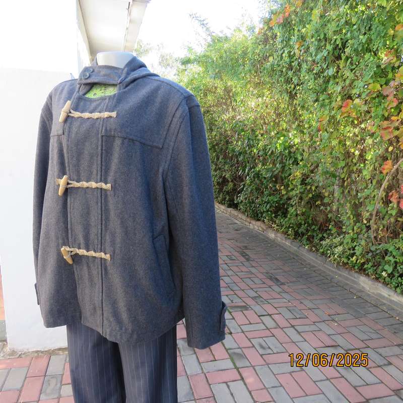 OLD KHAKI warm grey hooded wool-polyester blend jacket. Size 44. As new