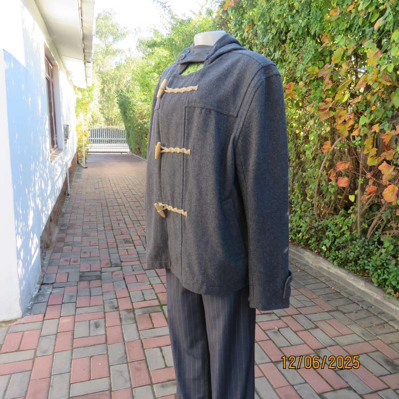 OLD KHAKI warm grey hooded wool-polyester blend jacket. Size 44. As new