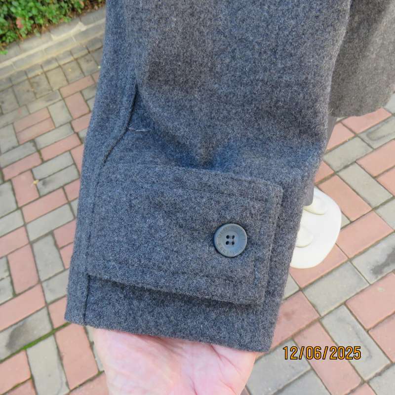 OLD KHAKI warm grey hooded wool-polyester blend jacket. Size 44. As new