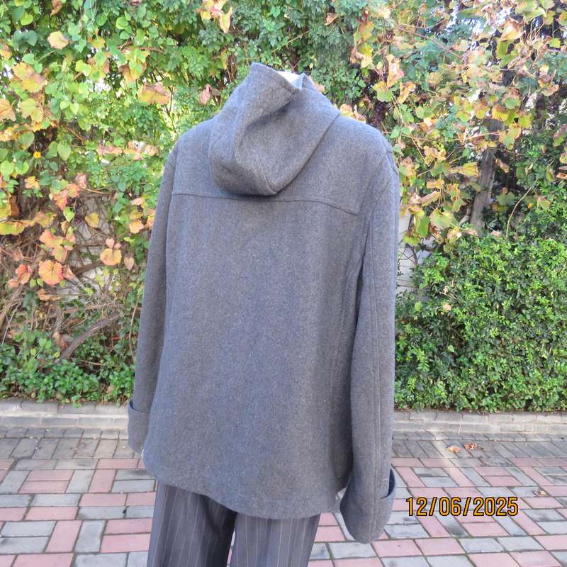 OLD KHAKI warm grey hooded wool-polyester blend jacket. Size 44. As new