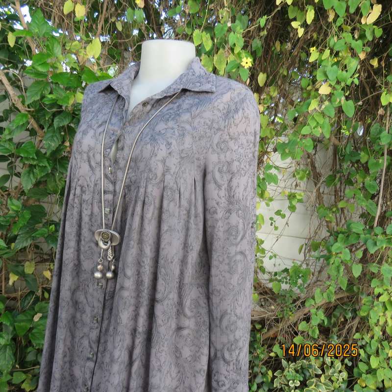 L C WAIKIKI long anchor grey top with darker baroque print. Size 36. Pleats on front-back