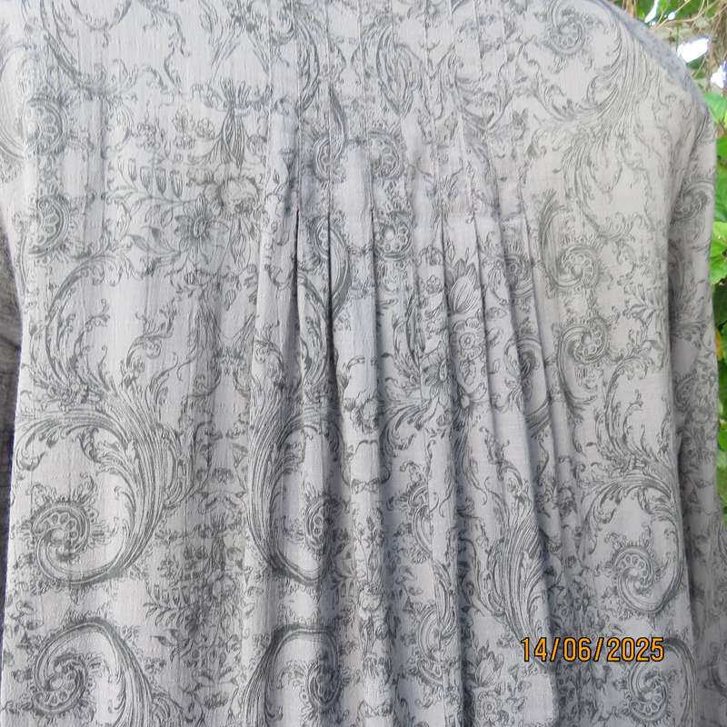 L C WAIKIKI long anchor grey top with darker baroque print. Size 36. Pleats on front-back
