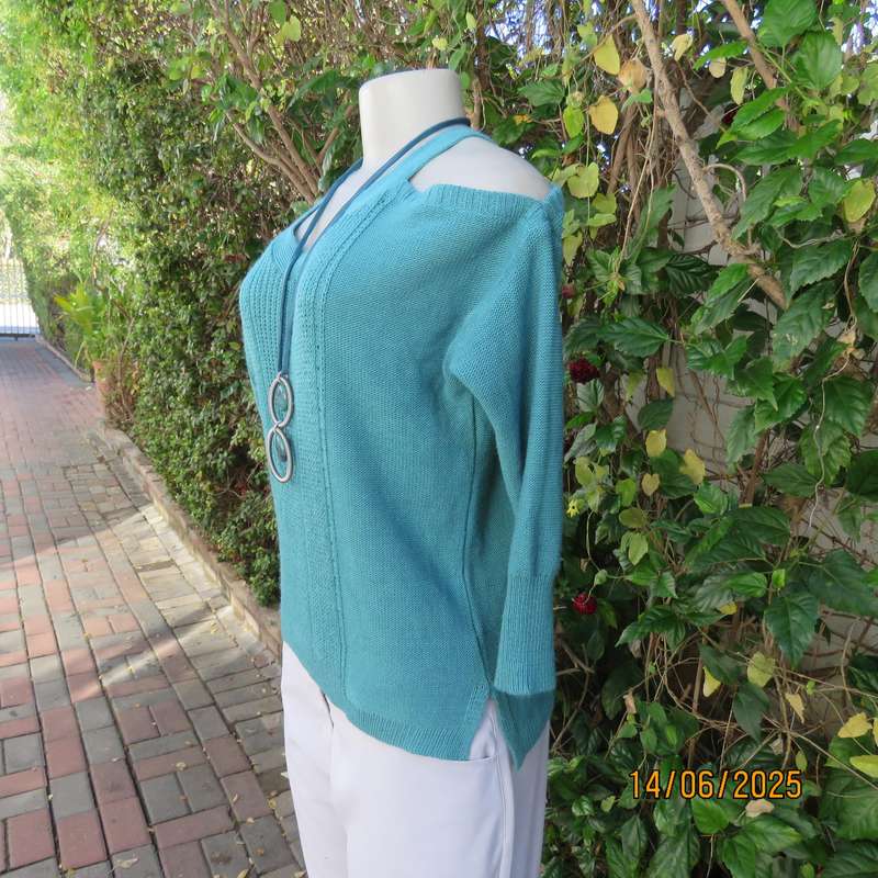 Teal colour knitted acrylic slip over naked shoulder top size 36.