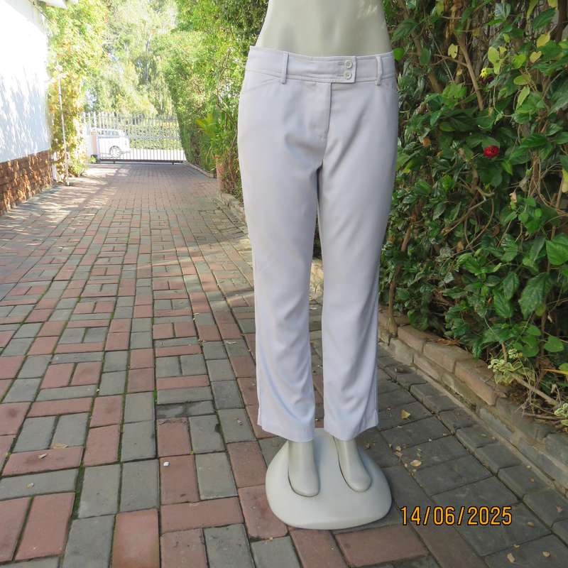 YESSICA CITY pale grey poly-viscose stretch size 38 pants. Front pockets.