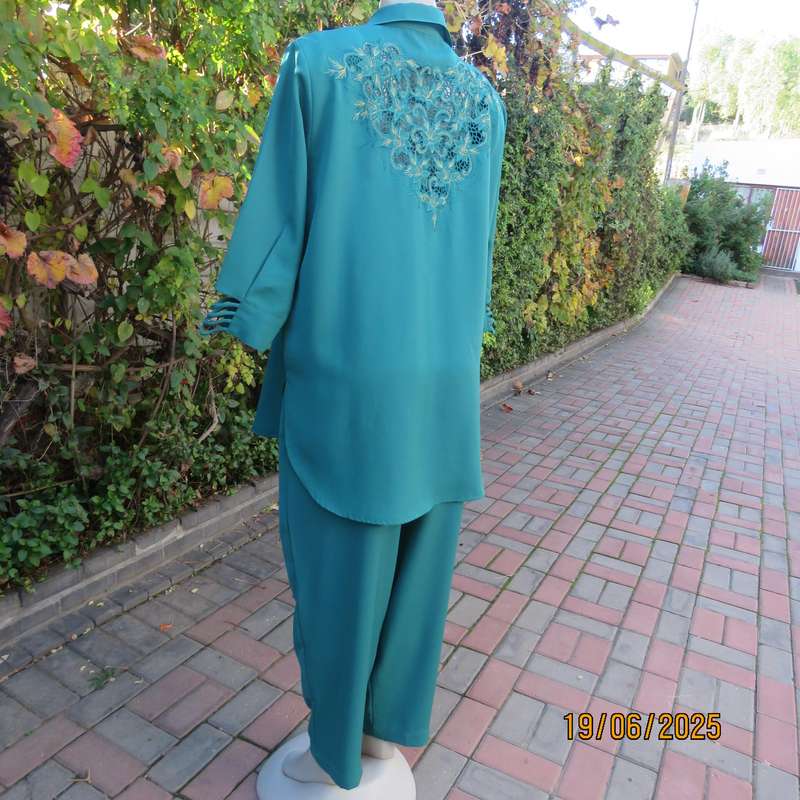 NANA dark teal 2 pc pant suit. Comfy pants. Top with luxury embroidery. Size 44