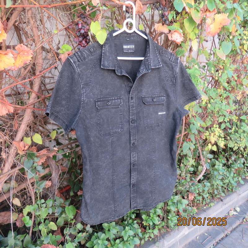 IDENTITY Urban Streetwear black washed out Size L short sleeve shirt. As new
