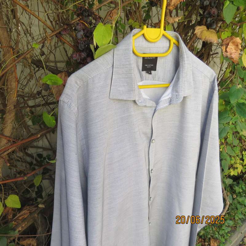 DAVID JONES classic pure cotton men's long sleeve shirt. Size Large. As new