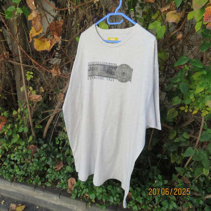JEEP light grey mottled short sleeve men's T shirt size 3XL. In polycotton