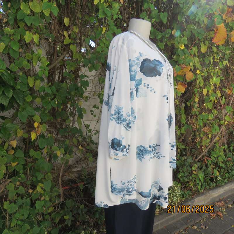 MILADYS white with blue floral print stretch polyester size 52 top. Front sheer overlays