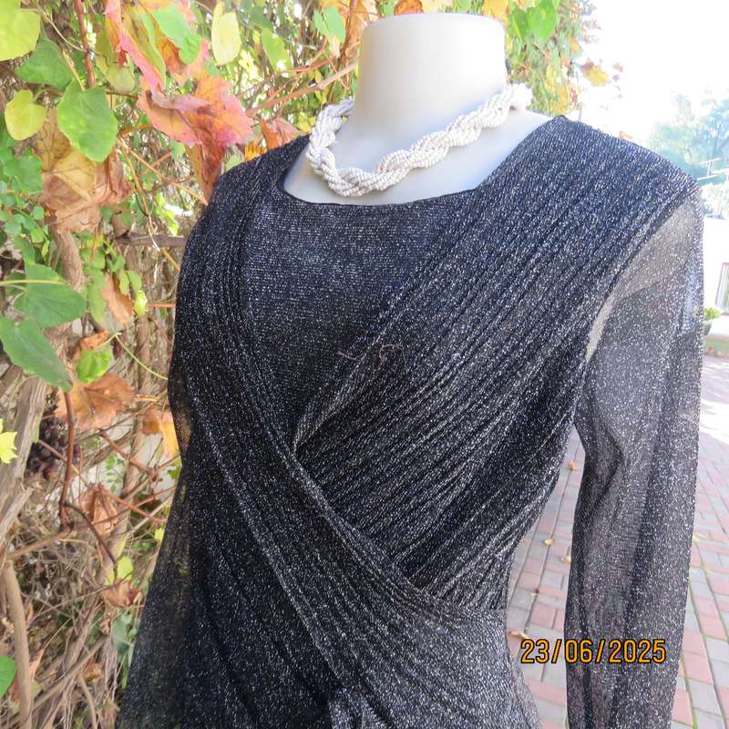 Glamour black-silver lame evening long sleeve fold over 2 layer poly-nylon stretch top. Size 34