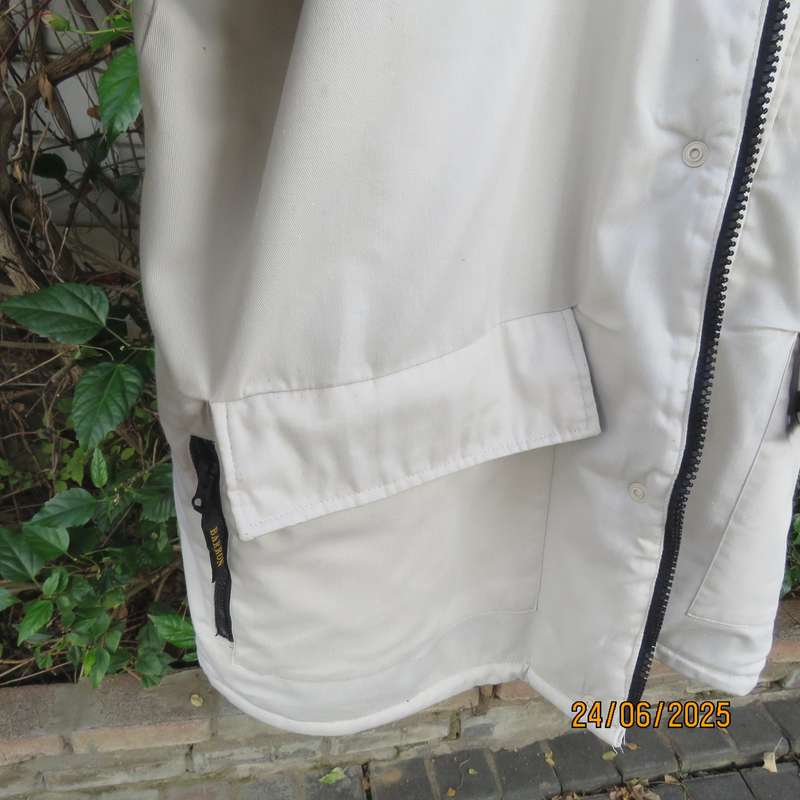 BARRON cream cotton extra warm jacket with black fleeze inner. Size 5XL. As new.