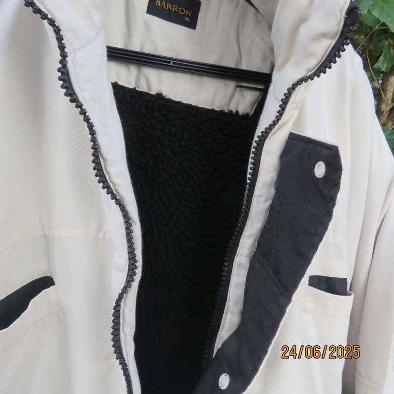 BARRON cream cotton extra warm jacket with black fleeze inner. Size 5XL. As new.