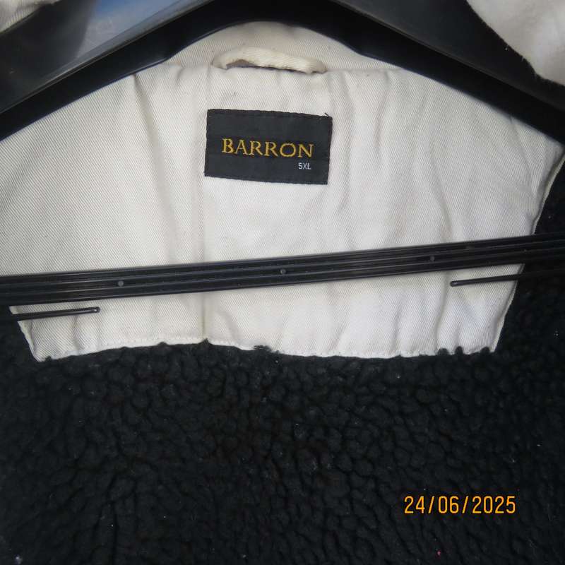 BARRON cream cotton extra warm jacket with black fleeze inner. Size 5XL. As new.