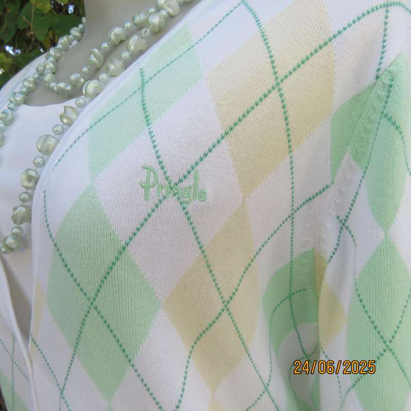 PRINGLE high quality cotton knit diamond pattern cardigan. green-cream-white. Size 38-40