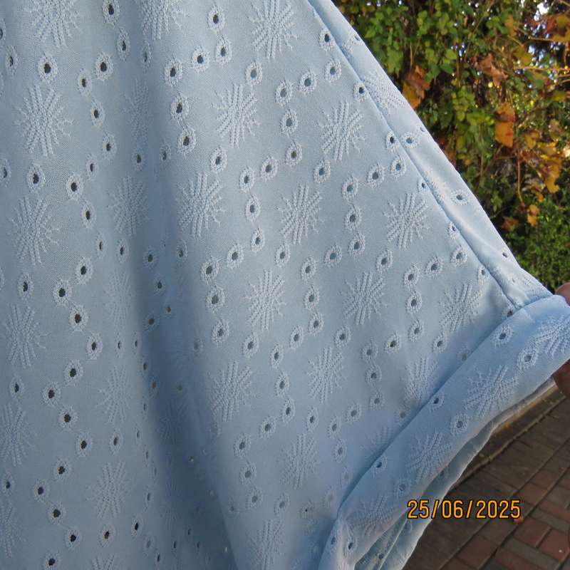 EMILY ROSE NZ sky blue eyelet embroidered polyester stretch top. Size 48.