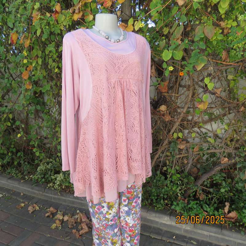 BOZZ flamingo pink slip over long sleeve 2 layer stretch cotton top. Size 44-46. Used