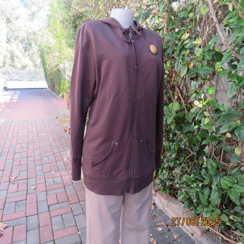 MERIEN HALL choc brown zip-up long sleeve hoodie polycotton jacket. Size 40