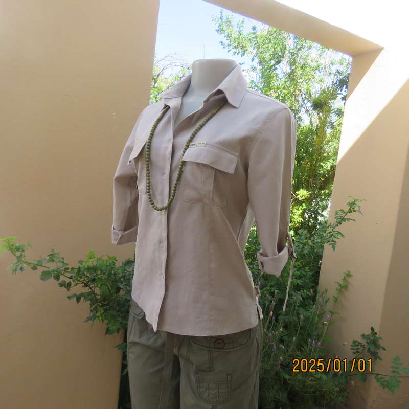 JEEP casual ecru colour linen-cotton blend size 34 tailored top. Button down-shirt collar. As new