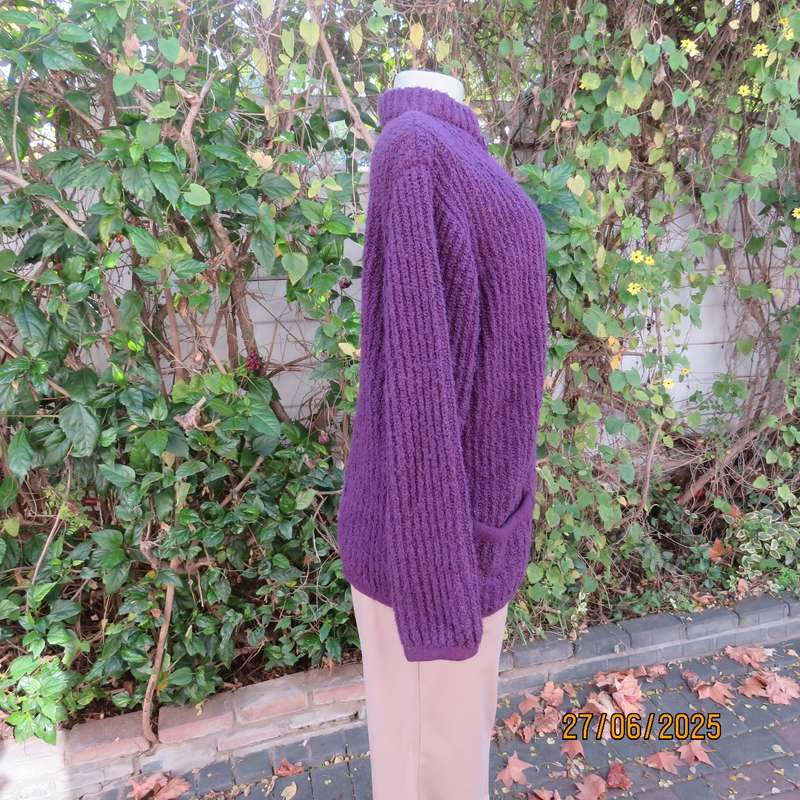 PAUL VIVALDI thick double knit purple cardigan size 38. High collar-button and loop closure.