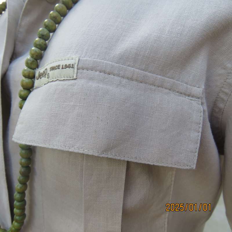 JEEP casual ecru colour linen-cotton blend size 34 tailored top. Button down-shirt collar. As new