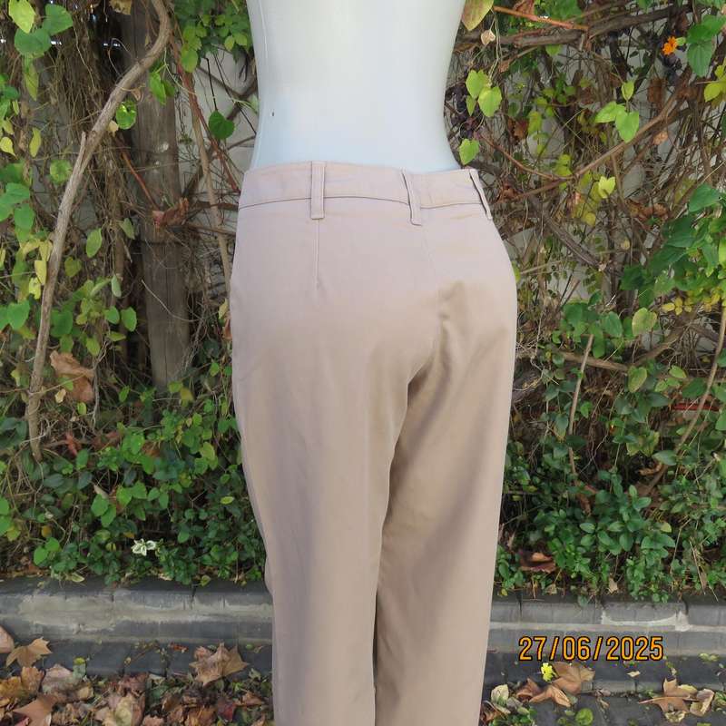 JONSSON ladies oatmeal colour outdoor straight leg pants size 36. New condition.