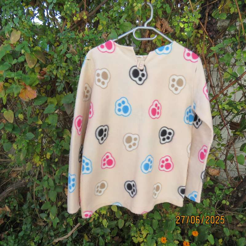 Owner made 2 pc pajama set for 9-10 year old girl in brushed polyester.