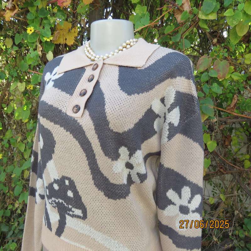 JENNYFER acrylic-nylon knit long sleeve pullover cardigan size 38-40. Cream-grey pattern.