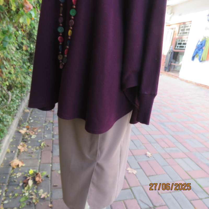 PENNY C dark plum crew neck poncho with cut on elbow sleeves. Size 38-44.