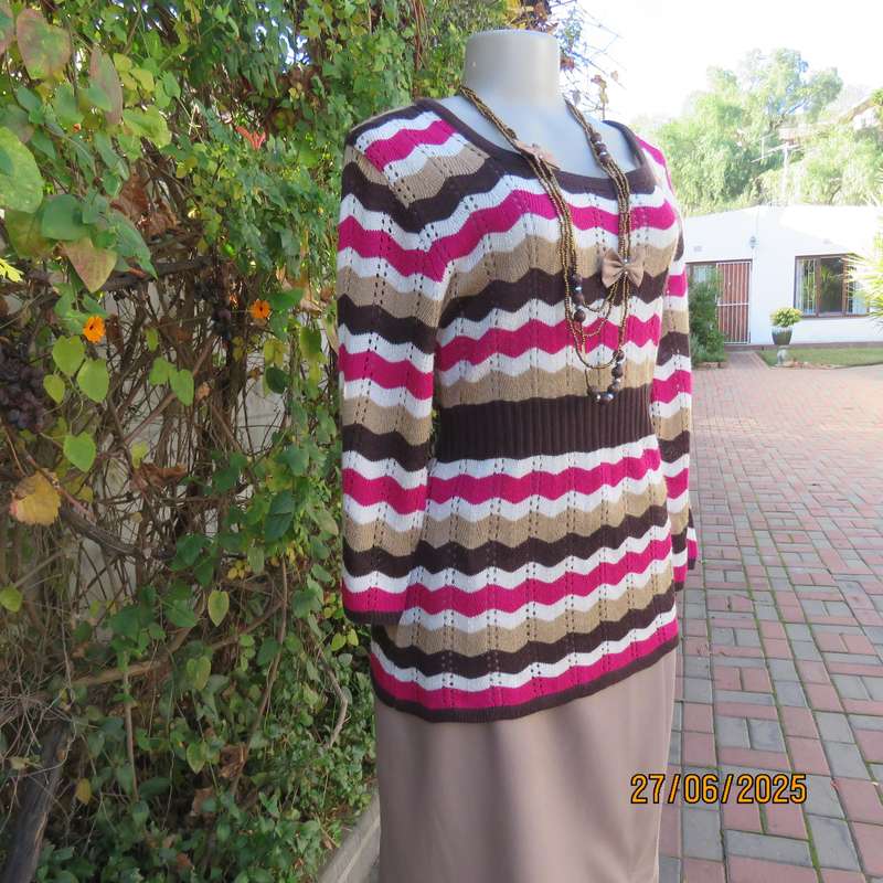 Zig Zag pattern acrylic knit top in brown-white0cream and magenta pink. Size 40