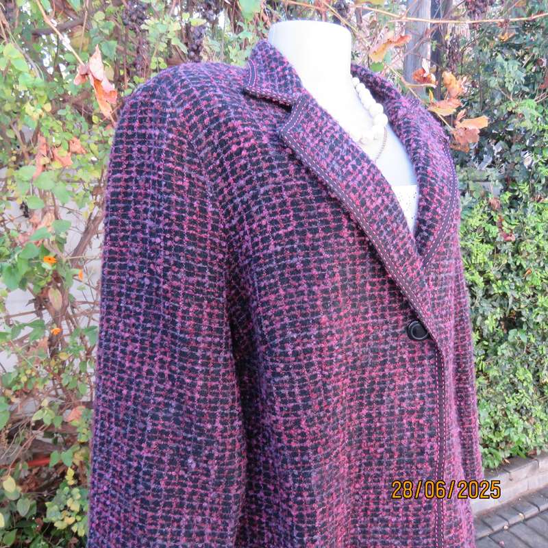 DONNA-CLAIRE woolen black-pink-lilac long sleeve jacket size 44. One button closure