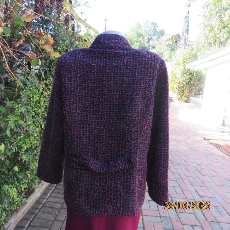 DONNA-CLAIRE woolen black-pink-lilac long sleeve jacket size 44. One button closure