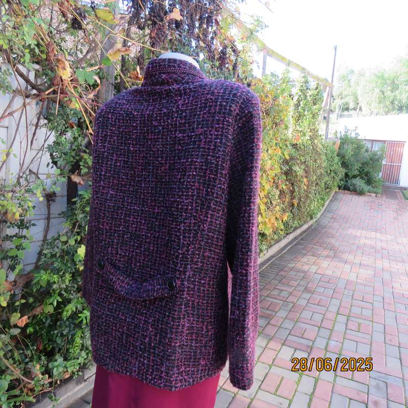 DONNA-CLAIRE woolen black-pink-lilac long sleeve jacket size 44. One button closure