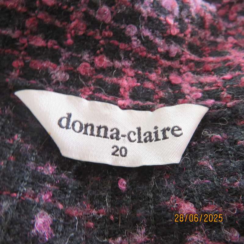 DONNA-CLAIRE woolen black-pink-lilac long sleeve jacket size 44. One button closure