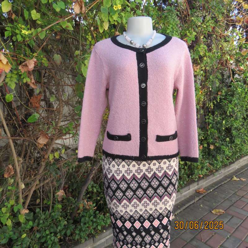 TRUWORTHS blossom pink with silver thread button down acrylic knit cardigan. Black ribbings.Size 36