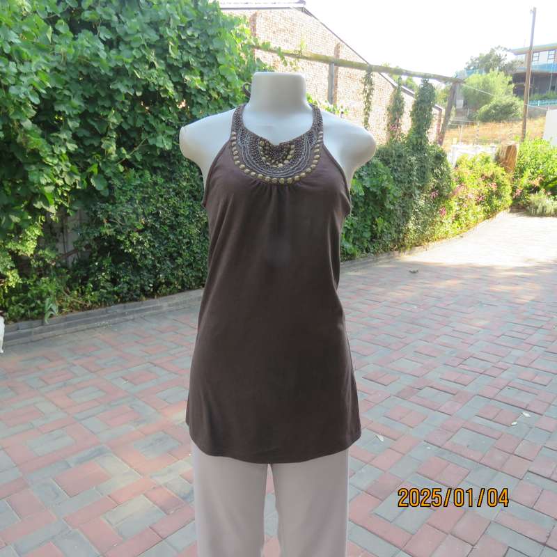CAMAIEU French brand cool 100% cotton brown halter neck top. Size 34. Richly front embellishment.