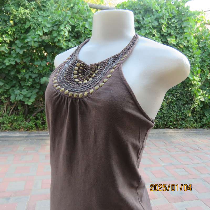 CAMAIEU French brand cool 100% cotton brown halter neck top. Size 34. Richly front embellishment.