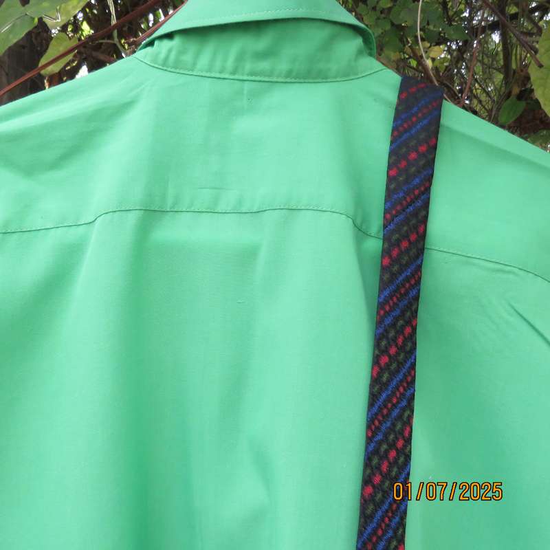 BAROTTI kelly green polycotton long sleeve men's size medium shirt. Free neck tie