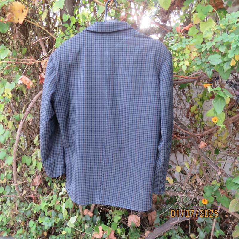 AFOLDO TRABALDO men's blue-brown check sports 100% wool jacket. Fully lined. Size 38