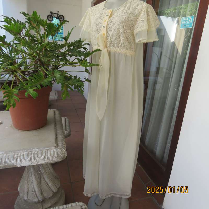 Nostalgic PRINCESS vanilla colour nylon night gown. Lace top overlay.Double bell sleeves.Size 36.