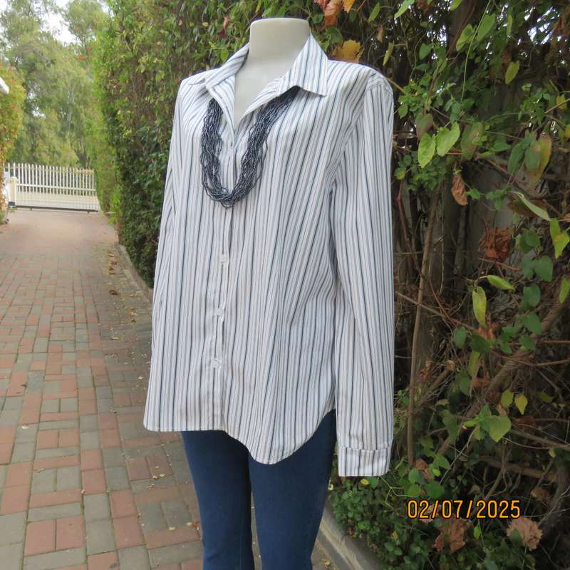 MYMODE long sleeve white-navy vertical striped poly-rayon stretch shirt. Size 40. From India
