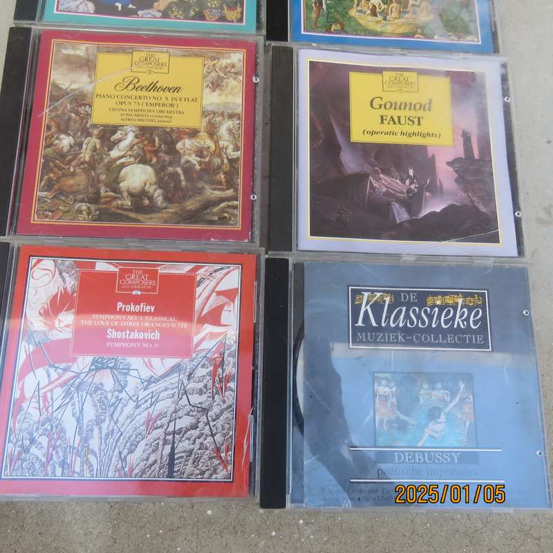 Lot of 6 original music cd's with opera music. All in very good condition.
