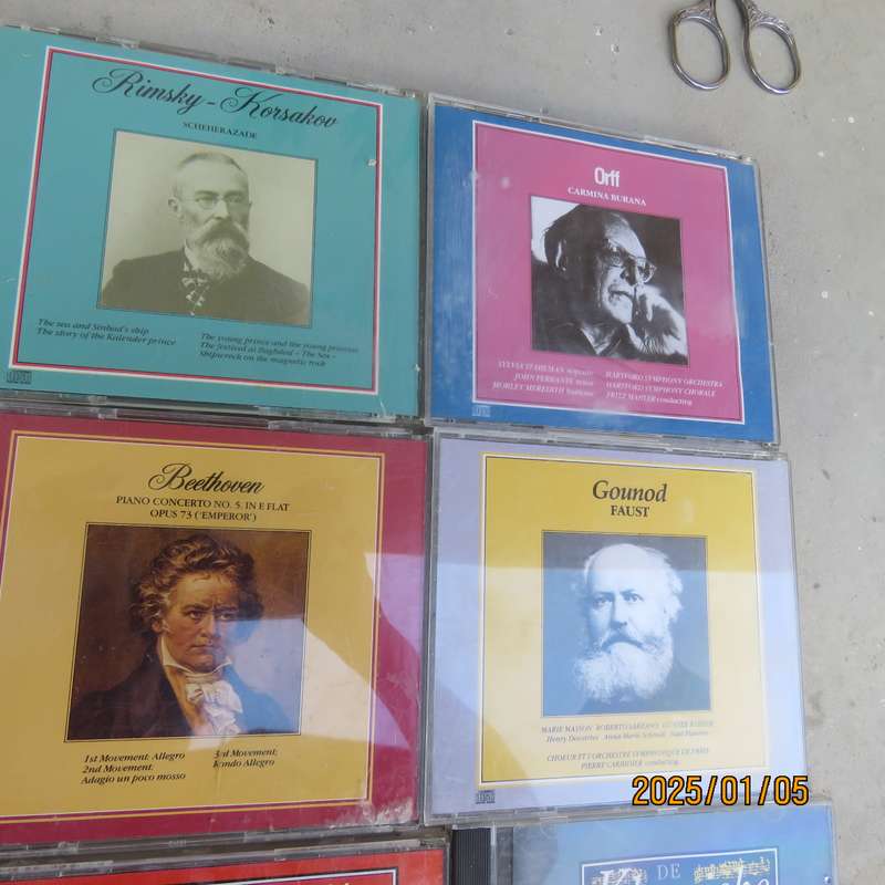 Lot of 6 original music cd's with opera music. All in very good condition.