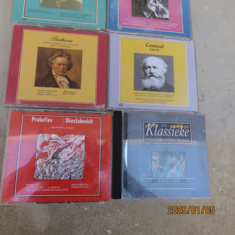 Lot of 6 original music cd's with opera music. All in very good condition.